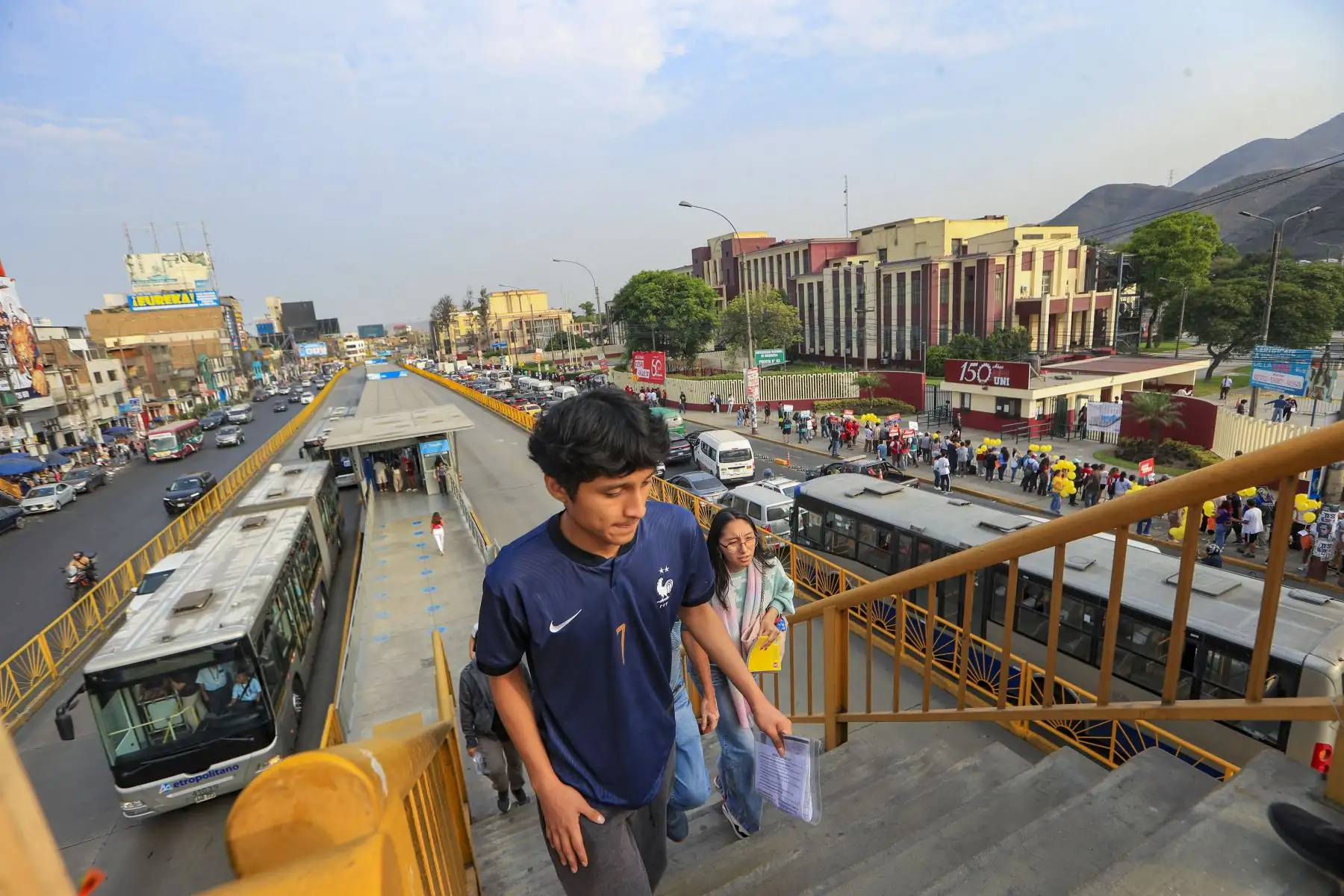 Alrededor de 6 mil postulantes aspiran a obtener una de las 1.886 vacantes para sus 34 carreras profesionales.Foto: ANDINA/Ricardo Cuba