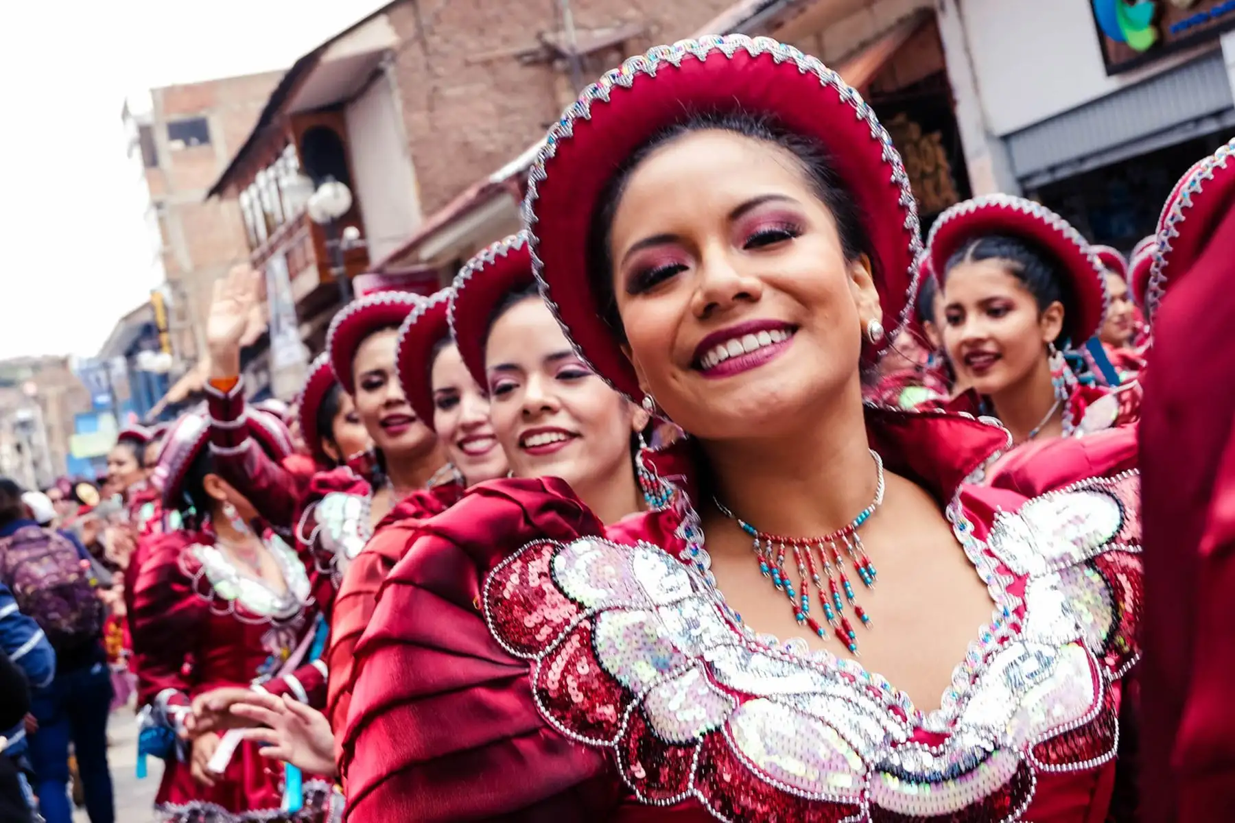 Estos resultados refuerzan la posición de esta celebración como uno de los principales motores de la economía de Puno. Además, superan ampliamente los valores registrados en el 2025, cuando el movimiento económico fue de S/ 111 millones y el número de visitantes alcanzó los 86 mil.

Foto: ANDINA/MINCETUR