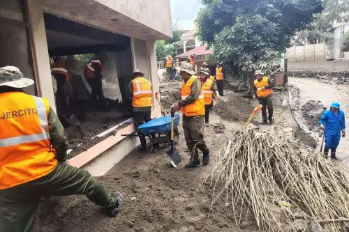 Ejército despliega en Arequipa acciones para apoyar a la población afectada por intensas lluvias