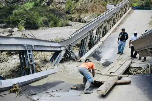 El puente Baños Chimú, ubicado en la provincia liberteña de Gran Chimú, de tipo bailey fue instalado en noviembre de 2021. Foto: Cortesía Luis Puell