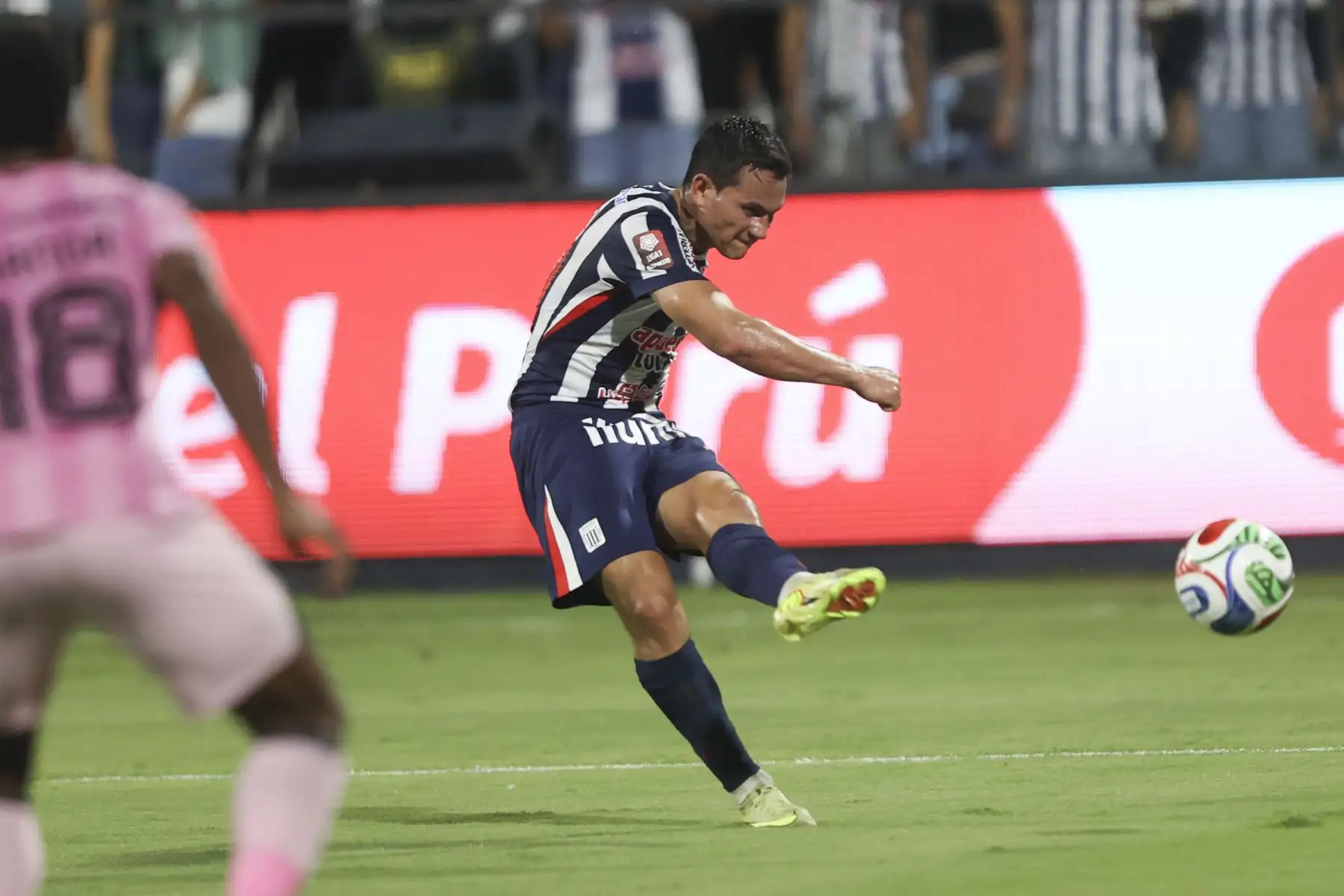 Alianza Lima vence a Sport Boys por 1-0 en el partido de la Liga 1. Foto: ANDINA/Jhonel Rodríguez Robles