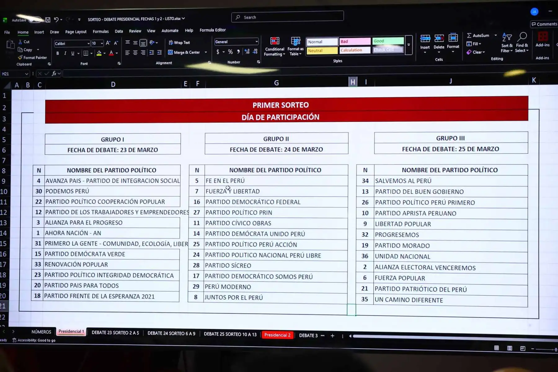 El Jurado Nacional de Elecciones (JNE) anunció que el debate presidencial 2026 será presencial, con 12 candidatos por día y se efectuará en dos fases, en las instalaciones del Centro de Convenciones de Lima. Foto: ANDINA/ Verónica Calderón Zuñiga