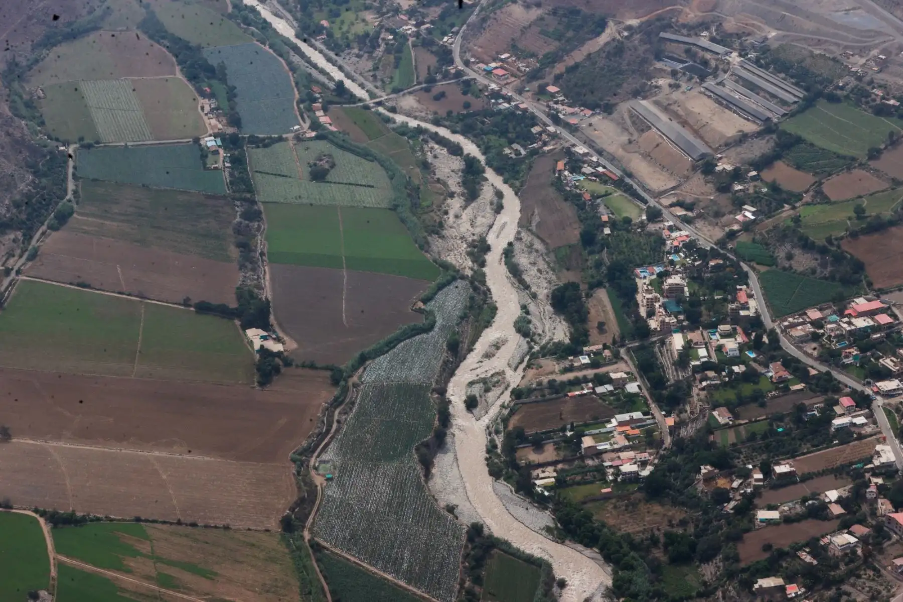 El Instituto Nacional de Defensa Civil (INDECI)  realiza  sobrevuelo por las cuencas de los ríos Rímac, Lurín y Chillón. Foto: ANDINA/Vidal Tarqui