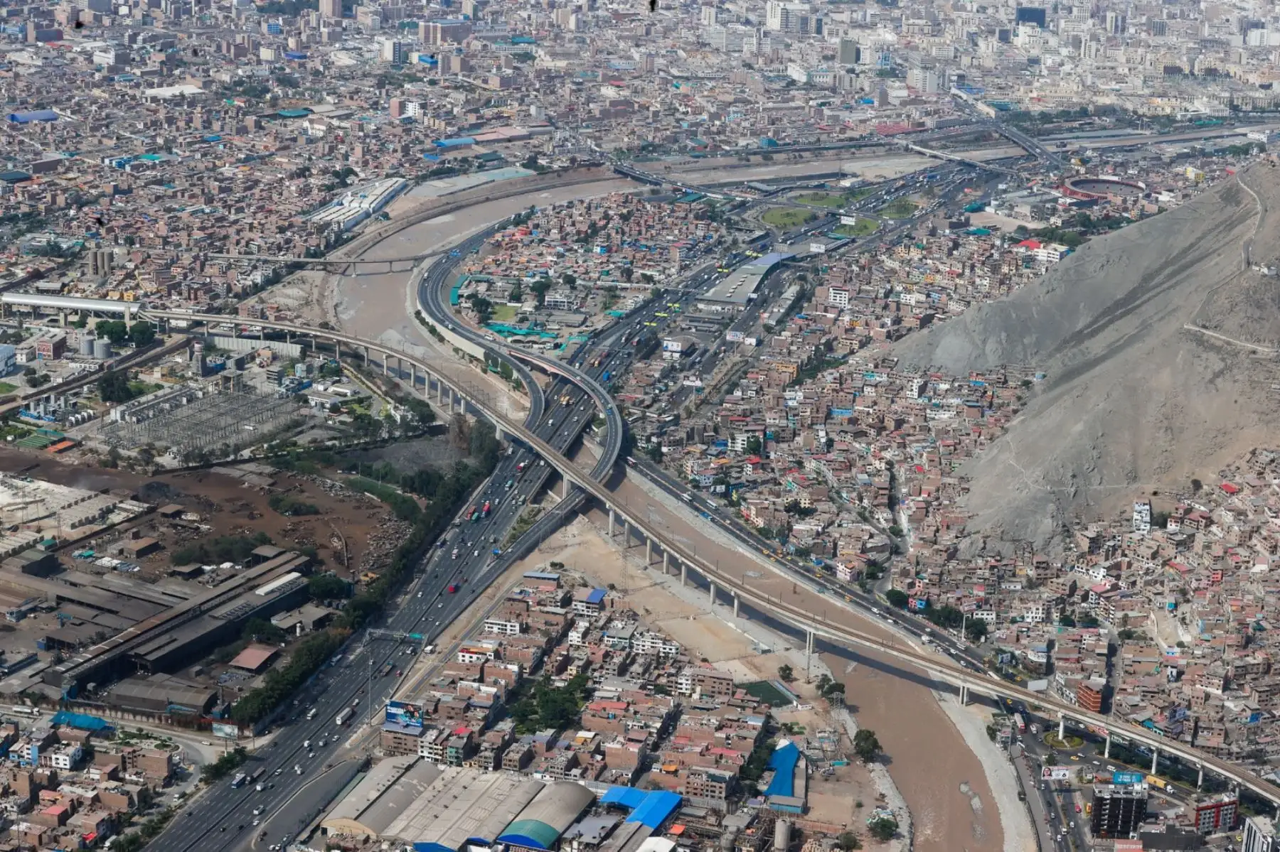 El Instituto Nacional de Defensa Civil (INDECI)  realiza  sobrevuelo por las cuencas de los ríos Rímac, Lurín y Chillón. Foto: ANDINA/Vidal Tarqui