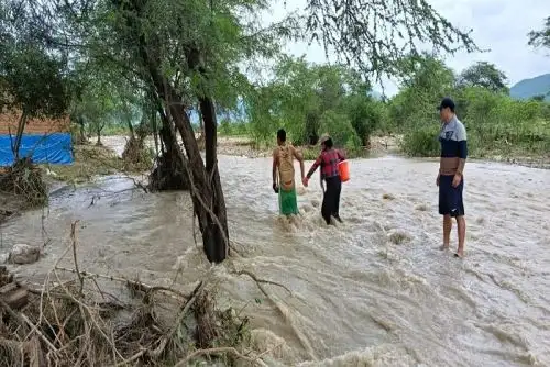 El almacén adelantado de emergencia se encuentra abastecido, tras coordinaciones previas con instancias regionales, lo que permite entregar asistencia inmediata conforme se identifican nuevas necesidades.