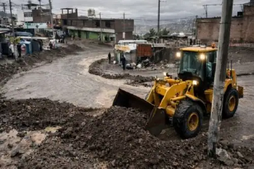El Ejecutivo articula esfuerzos para restablecer vías, proteger a la población y garantizar la continuidad de servicios esenciales frente a las intensas precipitaciones.