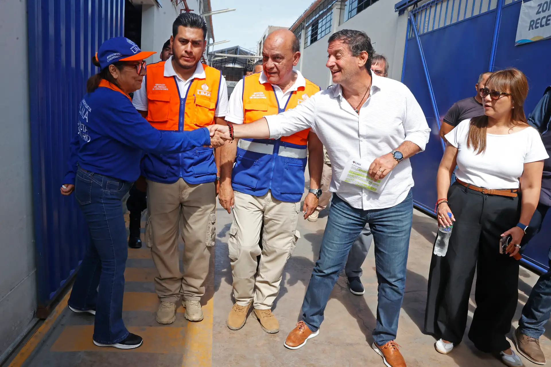 Renzo Reggiardo, alcalde de Lima supervisará el Almacén Central de Bienes de Ayuda Humanitaria, infraestructura de 3,000 m², equipado con 4,000 kits listos y disponibles para la atención inmediata frente a cualquier situación de emergencia. 
Foto: ANDINA/Vidal Tarqui