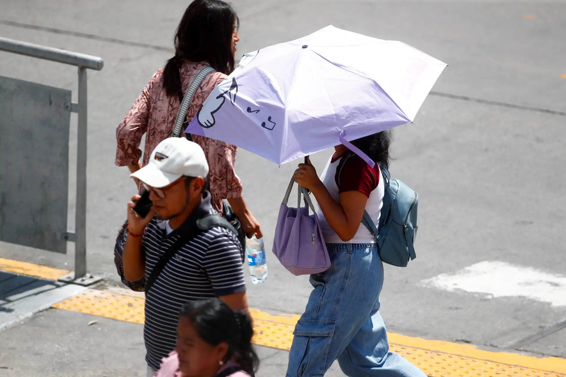 Hoy martes, a las 12:00 horas, la estación meteorológica ubicada en La Molina alcanzó una temperatura del aire de 33 °C, tal como lo anticipó Senamhi en su aviso vigente para la Costa.Foto: ANDINA/Daniel Bracamonte