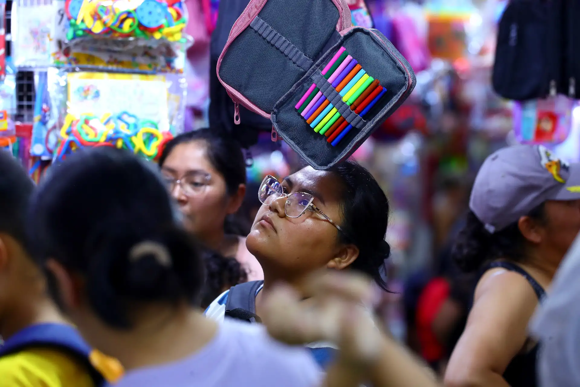 Muchos padres priorizan la durabilidad de los materiales entre el incremento de precios.
Foto: ANDINA/Verónica Calderón Zúñiga