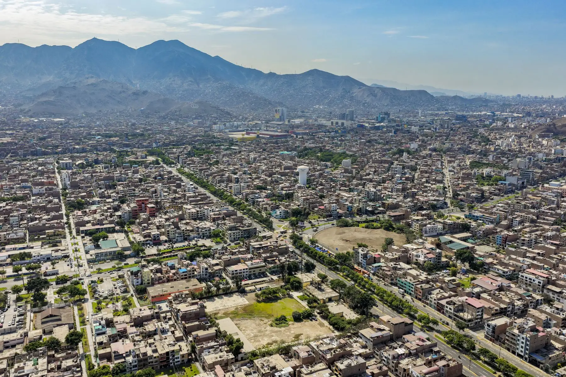 La intervención se realizó a lo largo de 4.13 kilómetros y mejorará la conexión entre San Martín de Porres, Independencia y Los Olivos..Foto: ANDINA/Ricardo Cuba