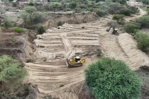 Maquinaria de la ANA intervino en 19 puntos críticos en Piura y logró proteger 11,660 hectáreas de cultivo. Foto: ANA/Difusión.