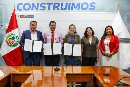 La megaobra está a cargo del Programa Nacional de Saneamiento Urbano (PNSU) y se financia mediante endeudamiento con el BID, con una inversión total que asciende a S/1706 millones.