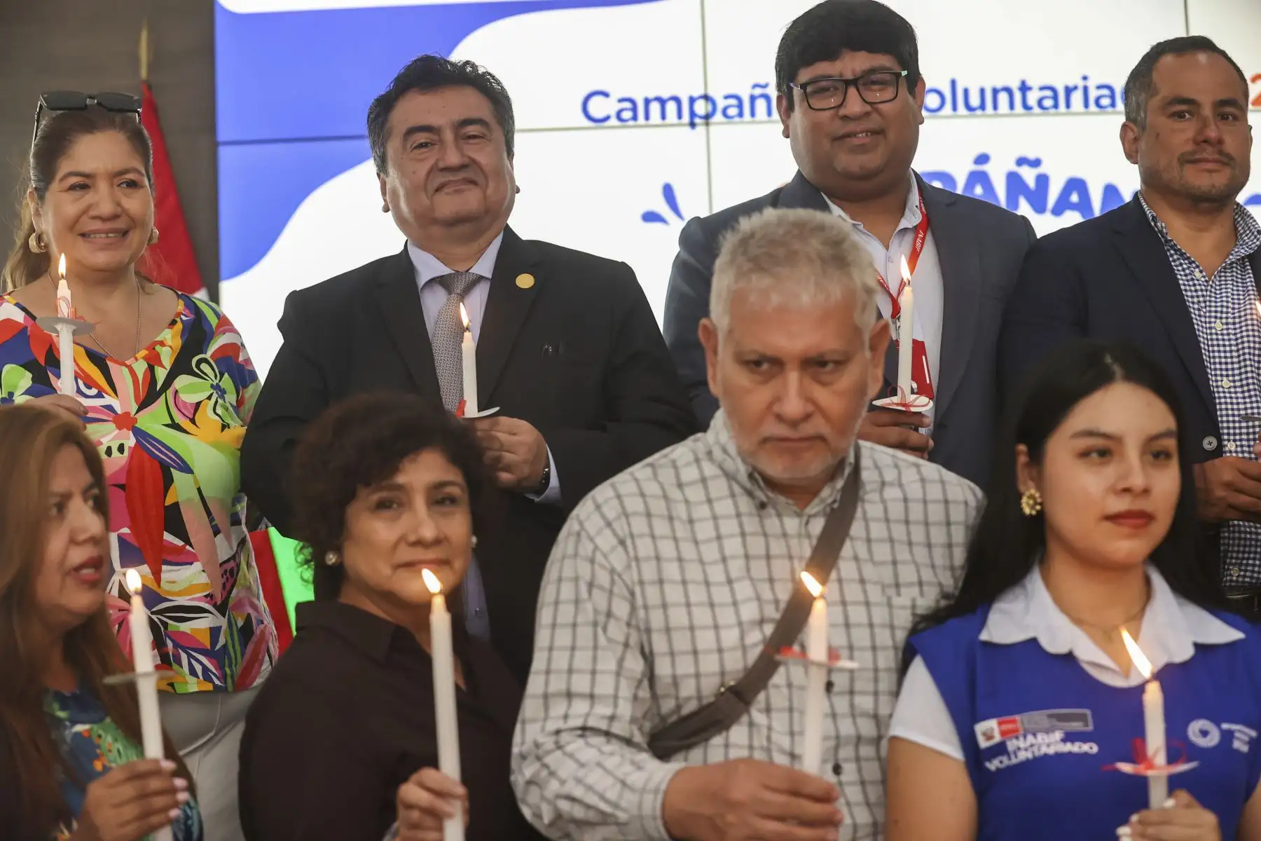 El gerente general de Editora Perú, Félix Paz, participó en el lanzamiento de la VI edición de la campaña de voluntariado “Acompáñanos a cambiar vidas”, del Programa Integral Nacional para el Bienestar Familiar - INABIF. 

Foto:ANDINA / Juan Carlos Guzmán Negrini