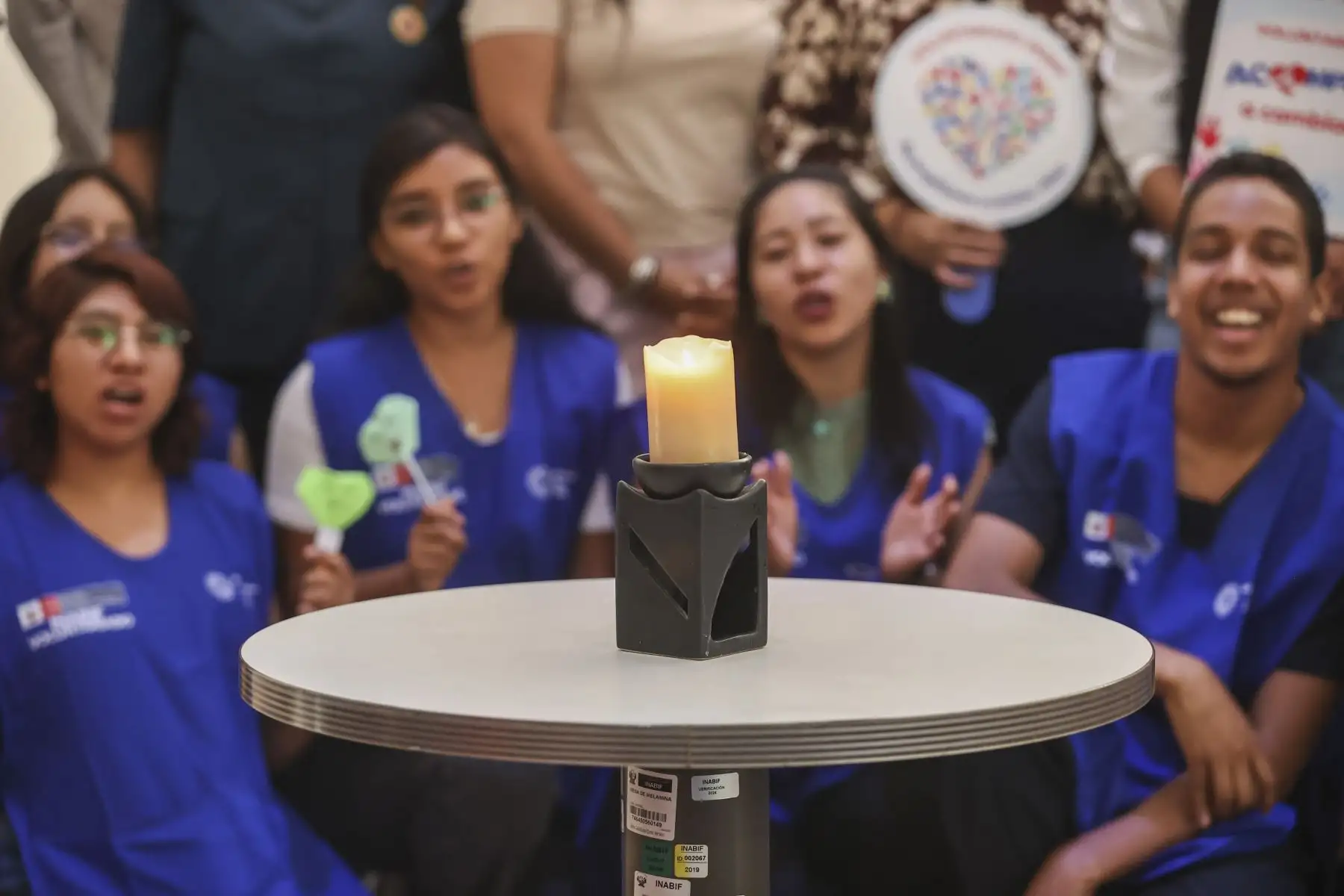 El gerente general de Editora Perú, Félix Paz, participó en el lanzamiento de la VI edición de la campaña de voluntariado “Acompáñanos a cambiar vidas”, del Programa Integral Nacional para el Bienestar Familiar - INABIF. 

Foto:ANDINA / Juan Carlos Guzmán Negrini