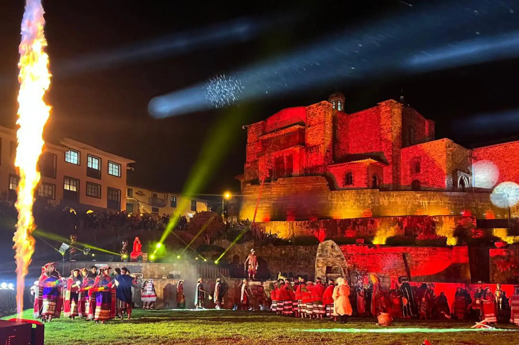 El anuncio se basó en revalorar la medina natural que es utilizada en el ande y purificar el ambiente ante la proximidad del Inti Raymi, fiesta a la que los hijos del sol están invitados para agradecerle la vida. Foto: ANDINA/Percy Hurtado Santillán