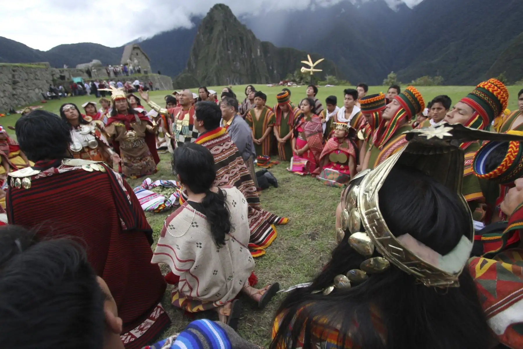 El análisis arquitectónico sugiere que el sector formaría parte de una secuencia de mausoleos distribuidos en el Wayna Picchu, vinculados a entierros de alta jerarquía. Foto: Difusión/Arturo Rodríguez