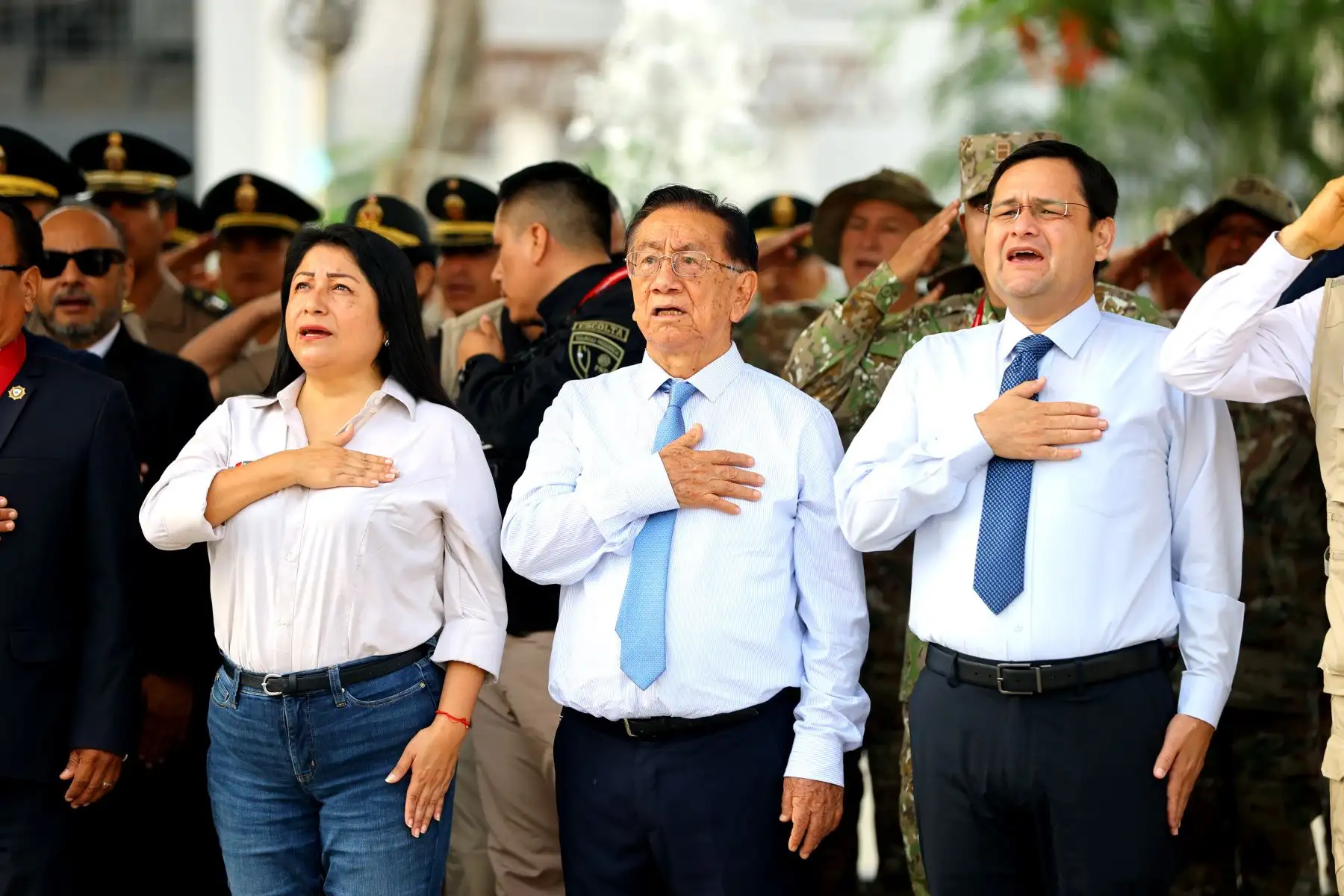 Ceremonia de Izamiento del Pabellón Nacional en Chiclayo. Foto: ANDFINA/ prensa presidencia