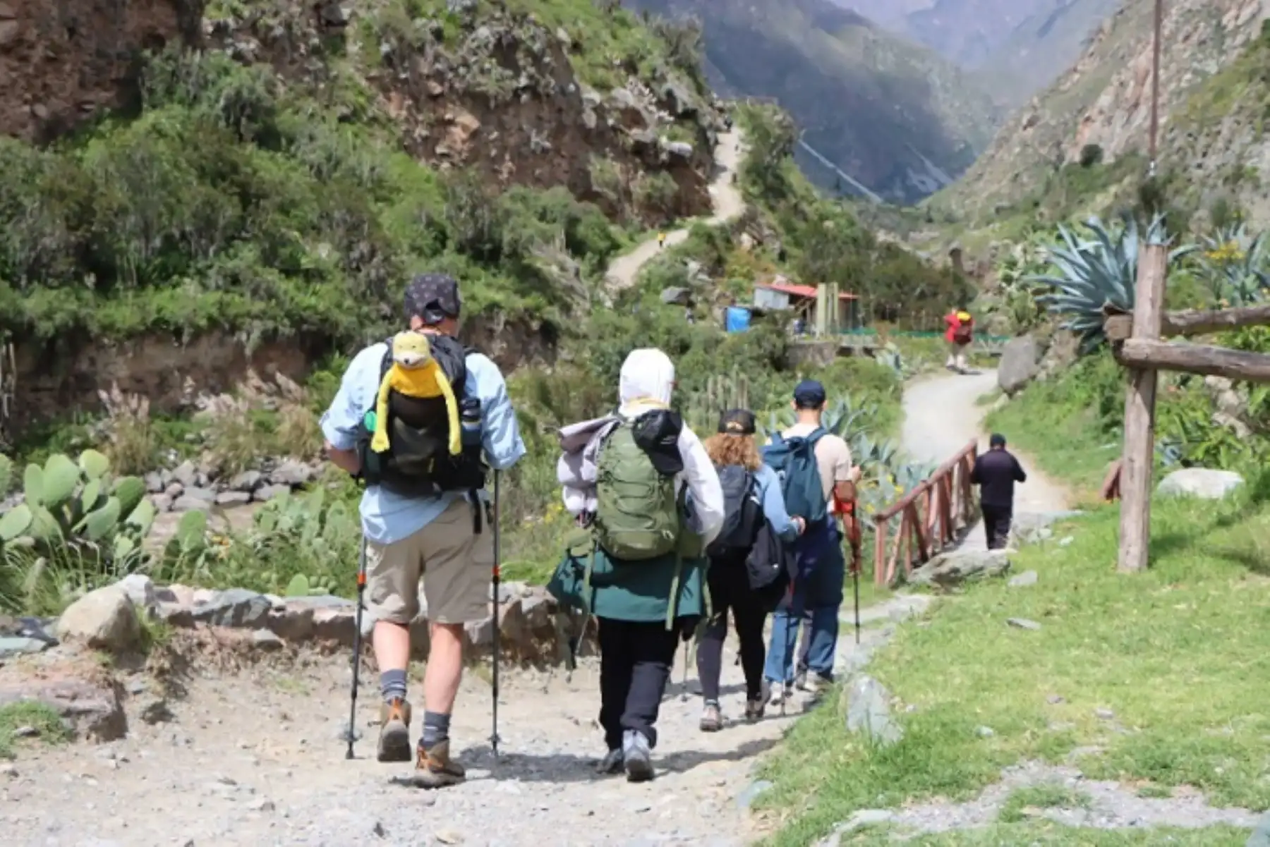 Los visitantes manifestaron su satisfacción y alegría por conocer el histórico camino. 
