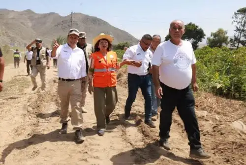 Ministro de Justicia y Derechos Humanos, Luis Jiménez Borra, supervisó los trabajos de limpieza, descolmatación y encauzamiento en el río Supe.