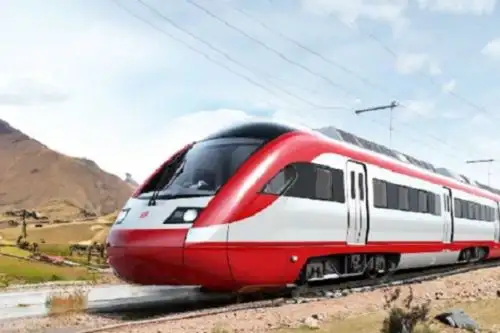 El Ministerio de Transportes y Comunicaciones (MTC) suscribió dos convenios de cooperación técnica con el Banco de Desarrollo de América Latina y el Caribe (CAF), para impulsar el Ferrocarril Barranca-Trujillo y fortalecer la infraestructura vial en las regiones.  ANDINA / Difusión.