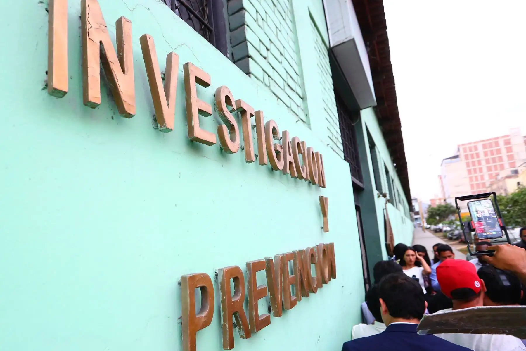 El Ministerio Público, representado por la fiscal Janet Brisayda Roller Rodríguez, ha solicitado nueve meses de prisión preventiva al considerar que existen graves y fundados elementos de convicción y peligro de fuga. 
Foto: ANDINA/ Verónica Calderón