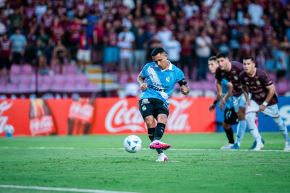 Sporting Cristal se enfrenta con Carabobo Fútbol Club en la ciudad de Valencia, por Copa Libertadores. Foto: S. Cristal/X