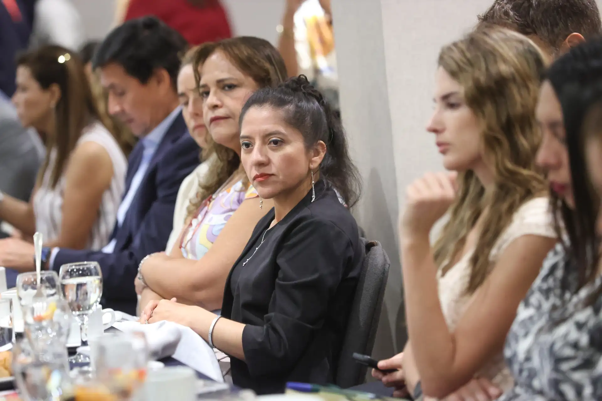 Premier Denisse Miralles junto al Ministro de Salud, Luis Quiroz participan en la Sesión Informativa "Unidos contra la Anemia: Alianzas Transformadoras en OxI
Foco: regiones Arequipa, Cusco, Loreto y Huancavelica.  Foto: ANDINA/Melina Mejía