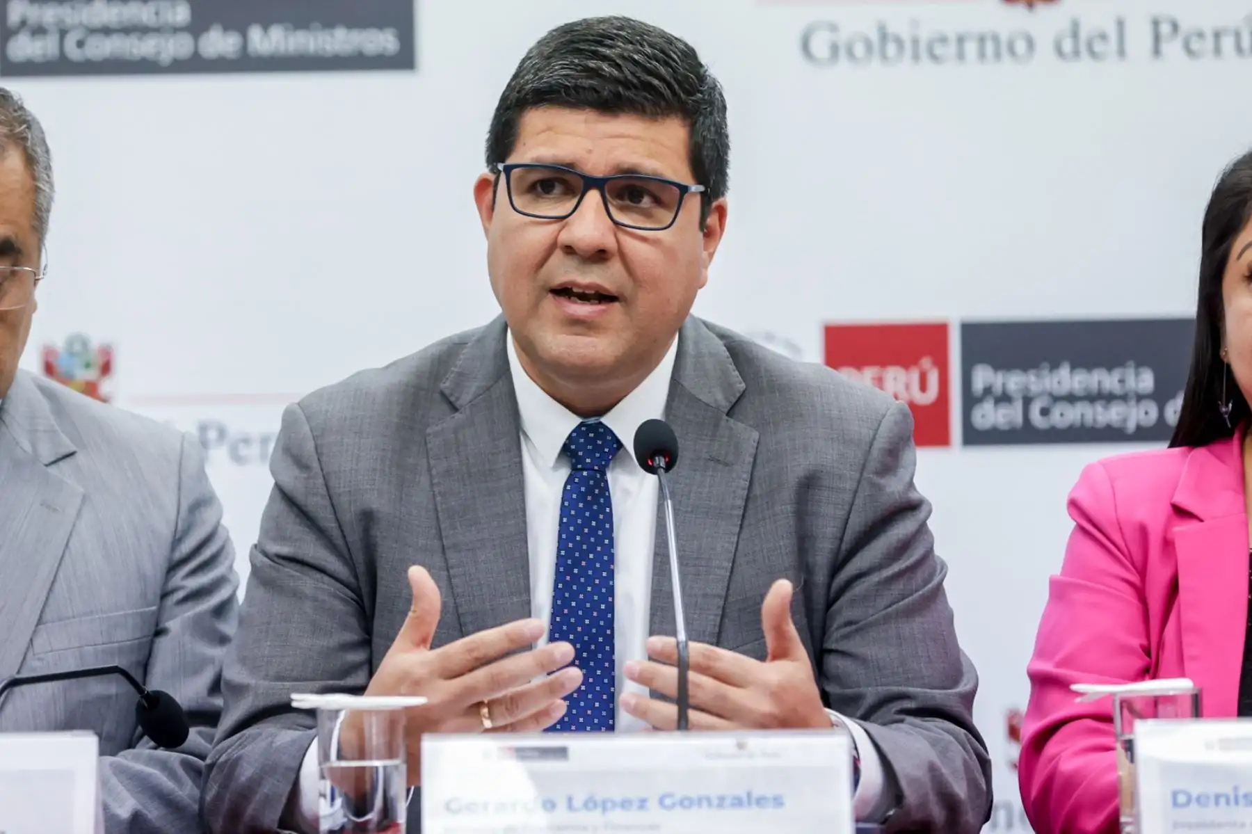 Presidencia del Consejo de Ministros informa sobre avances tras reunión por situación del gas en Megantoni.  Ministro de Economía, Gerardo López. Foto: ANDINA/ Luis Iparraguirre