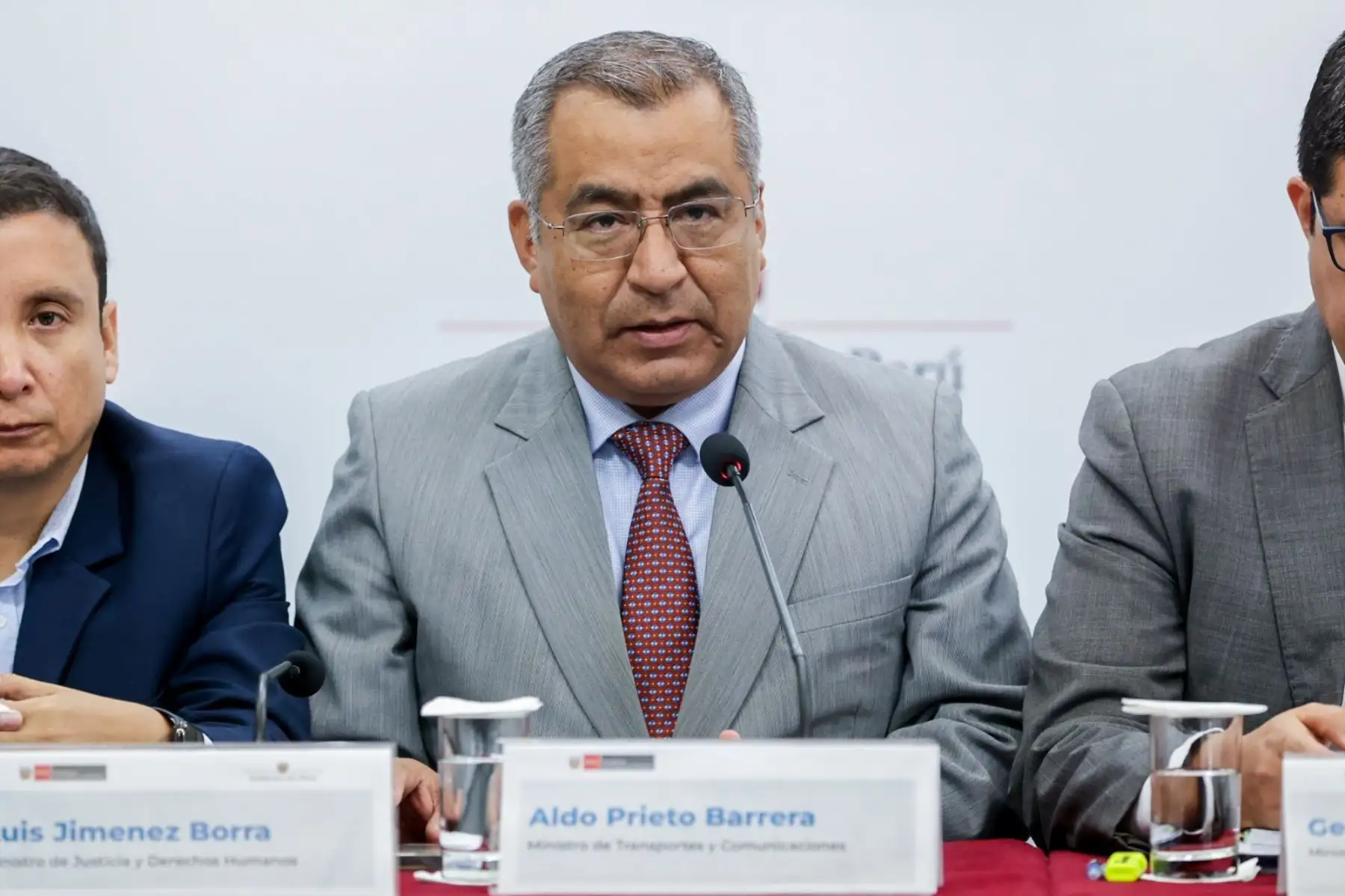 Presidencia del Consejo de Ministros informa sobre avances tras reunión por situación del gas en Megantoni. Ministro de Transportes, Aldo Prieto. Foto: ANDINA/ Luis Iparraguirre