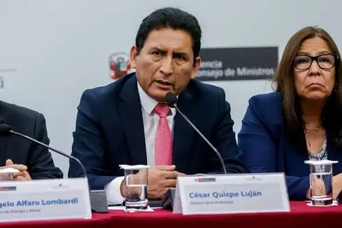 La Presidencia del Consejo de Ministros informa sobre avances tras reunión por situación del gas en Megantoni. Ministro de la Producción, César Quispe. Foto: ANDINA/ Luis Iparraguirre