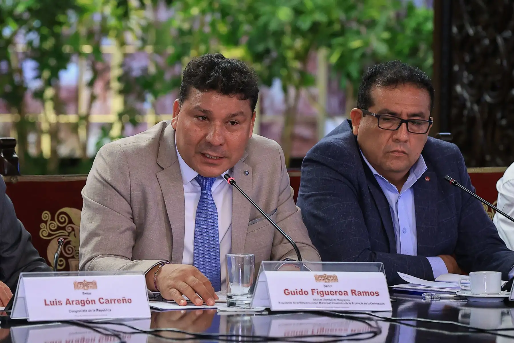 El presidente de la república, José María Balcázar, se reunió con representantes de Mancomunidad de La Convención en la región de Cusco y otras entidades ediles de Apurímac y Madre de Dios para revisar la continuidad de obras y evaluar nuevos proyectos que impulsen el desarrollo local. Foto: ANDINA/Prensa Presidencia