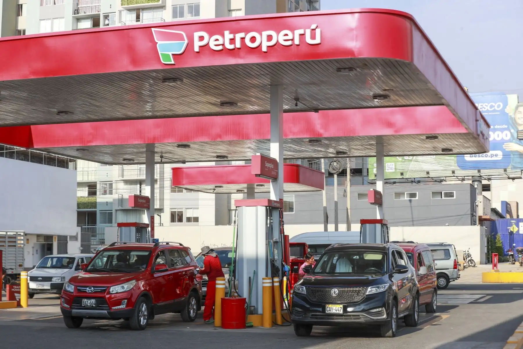 La premier Denisse Miralles, anunció que el Gobierno reforzará las acciones de monitoreo en el mercado de combustibles con el fin de evitar la especulación y el acaparamiento, especialmente en contextos de incertidumbre o emergencia. Foto: ANDINA/Ricardo Cuba