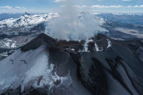 El Sabancaya, ubicado en la provincia de Caylloma, a unos 70 km al noroeste de la ciudad de Arequipa, es uno de los volcanes más activos del Perú. Foto: IGP