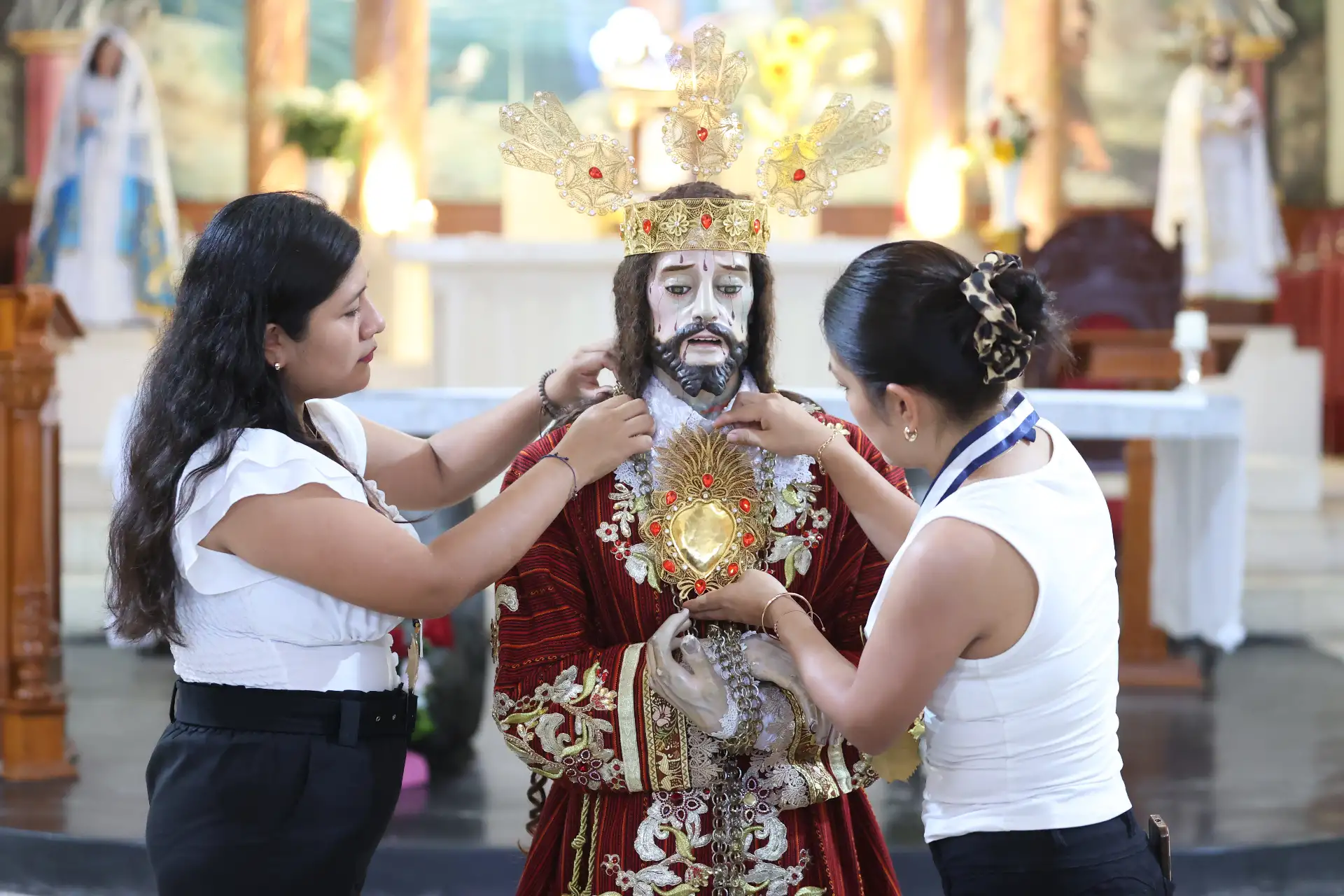 La iglesia San Pedro de Monsefú es parte de la ruta "Caminos del papa León XIV" en Chiclayo. Este templo  guarda la imagen del Señor Jesús Nazareno Cautivo. Foto: ANDINA/Melina Mejía