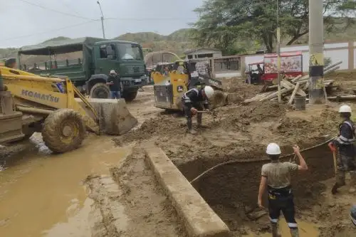 Piura: Ejército realiza trabajos de limpieza y rehabilitación en zonas afectadas por lluvias