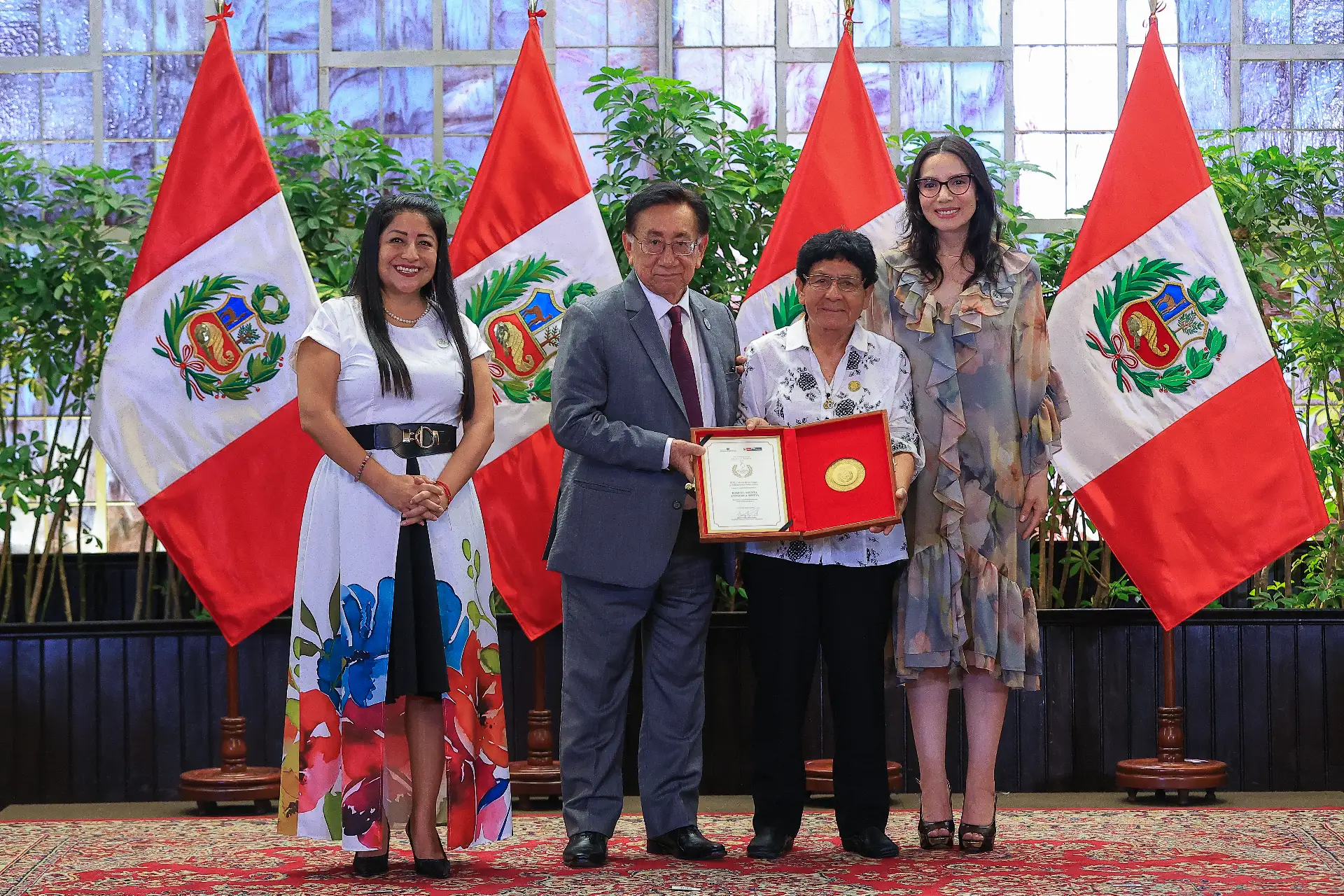 Presidente Balcázar rindió homenaje a la mujer peruana y destacó su lucha histórica por la igualdad de género. Foto: ANDINA/ Prensa Presidencia