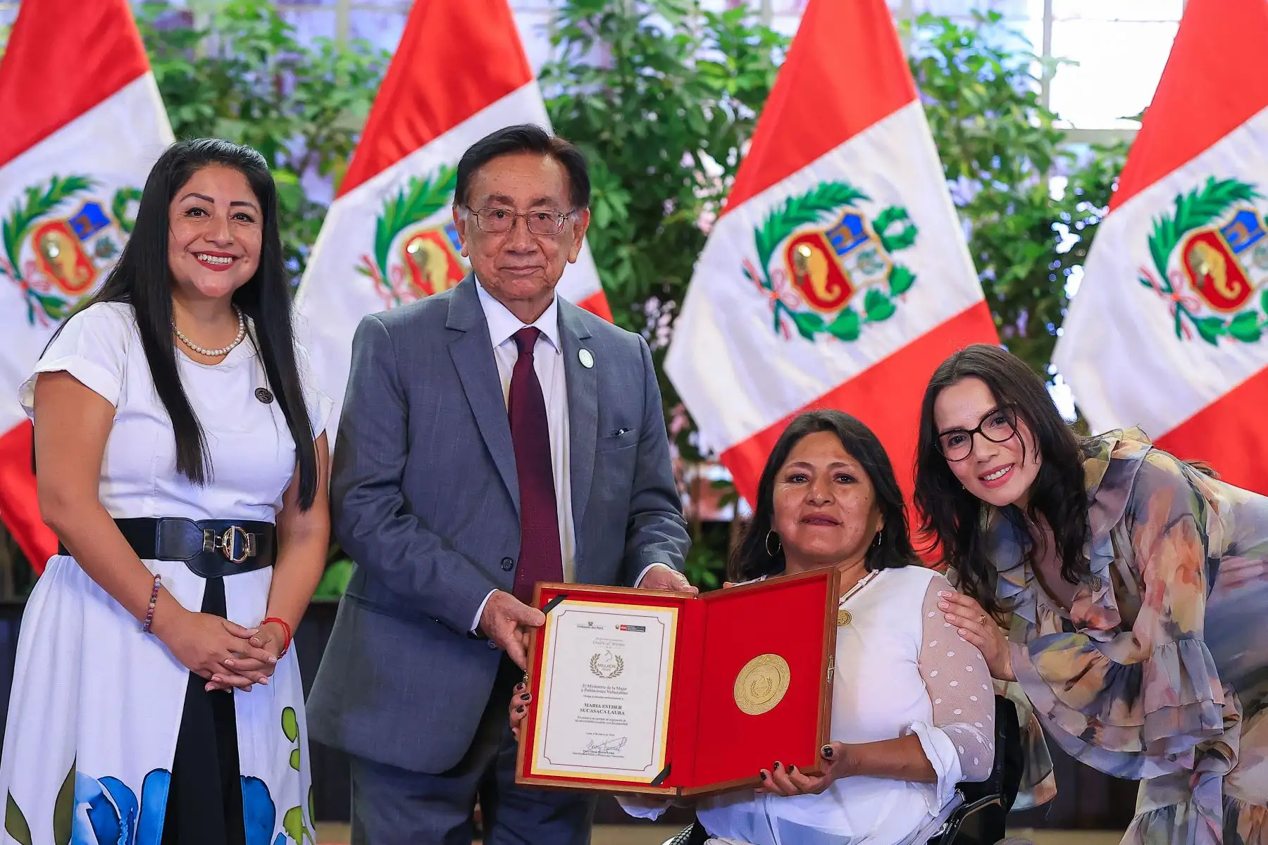 Presidente Balcázar rindió homenaje a la mujer peruana y destacó su lucha histórica por la igualdad de género. Foto: ANDINA/ Prensa Presidencia