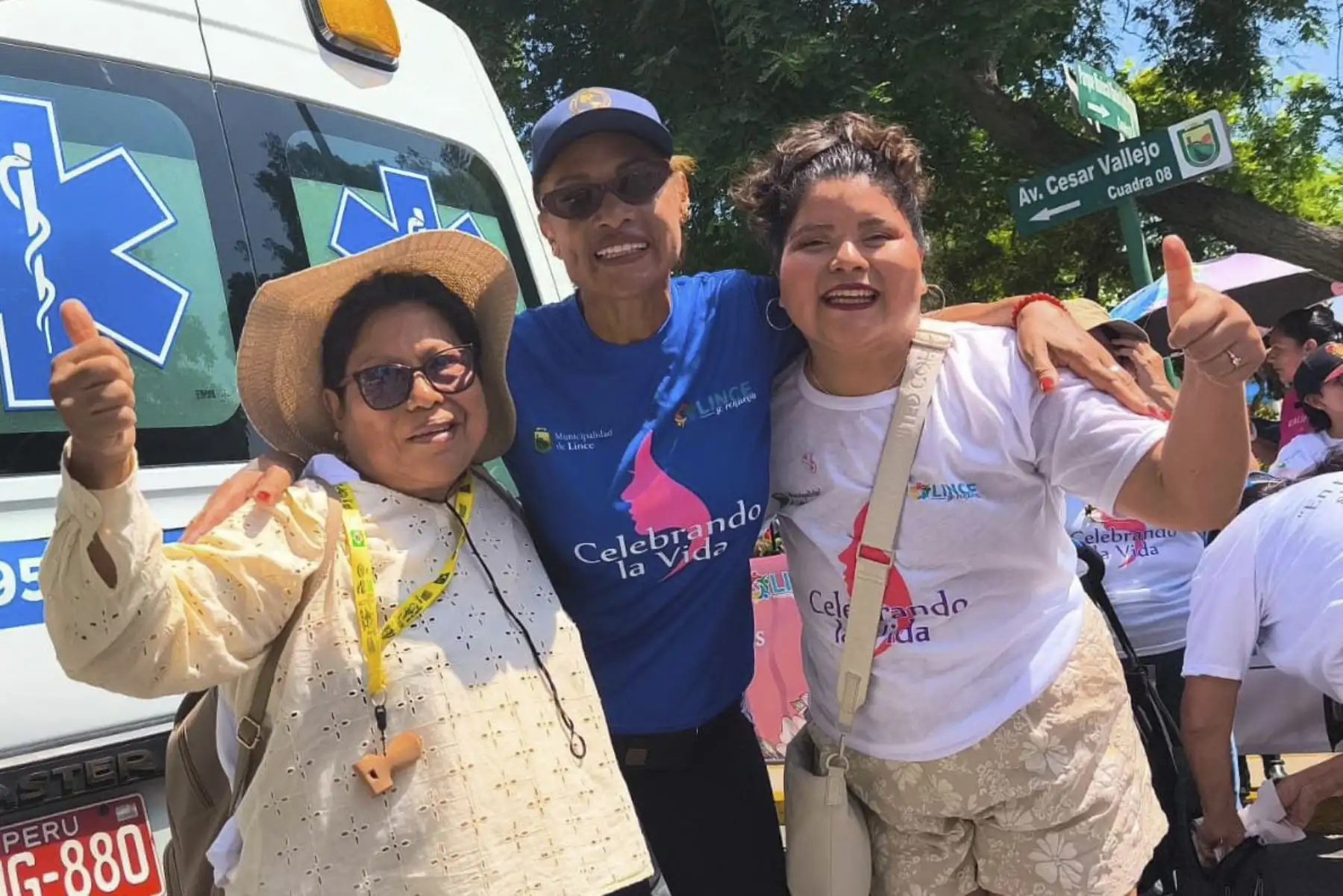 La jornada fue liderada por la alcaldesa Malca Schnaiderman Lara, quien estuvo acompañada por la exvoleibolista olímpica Cecilia Tait y la exministra de Desarrollo e Inclusión Social Lesly Shica. Foto: Municipalidad de Lince