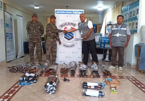 Cincuenta armas de fuego fueron donadas por la Sucamec a la Región Policial Tacna como parte del trabajo articulado para reforzar la lucha contra la delincuencia y el crimen organizado. ANDINA/Difusión