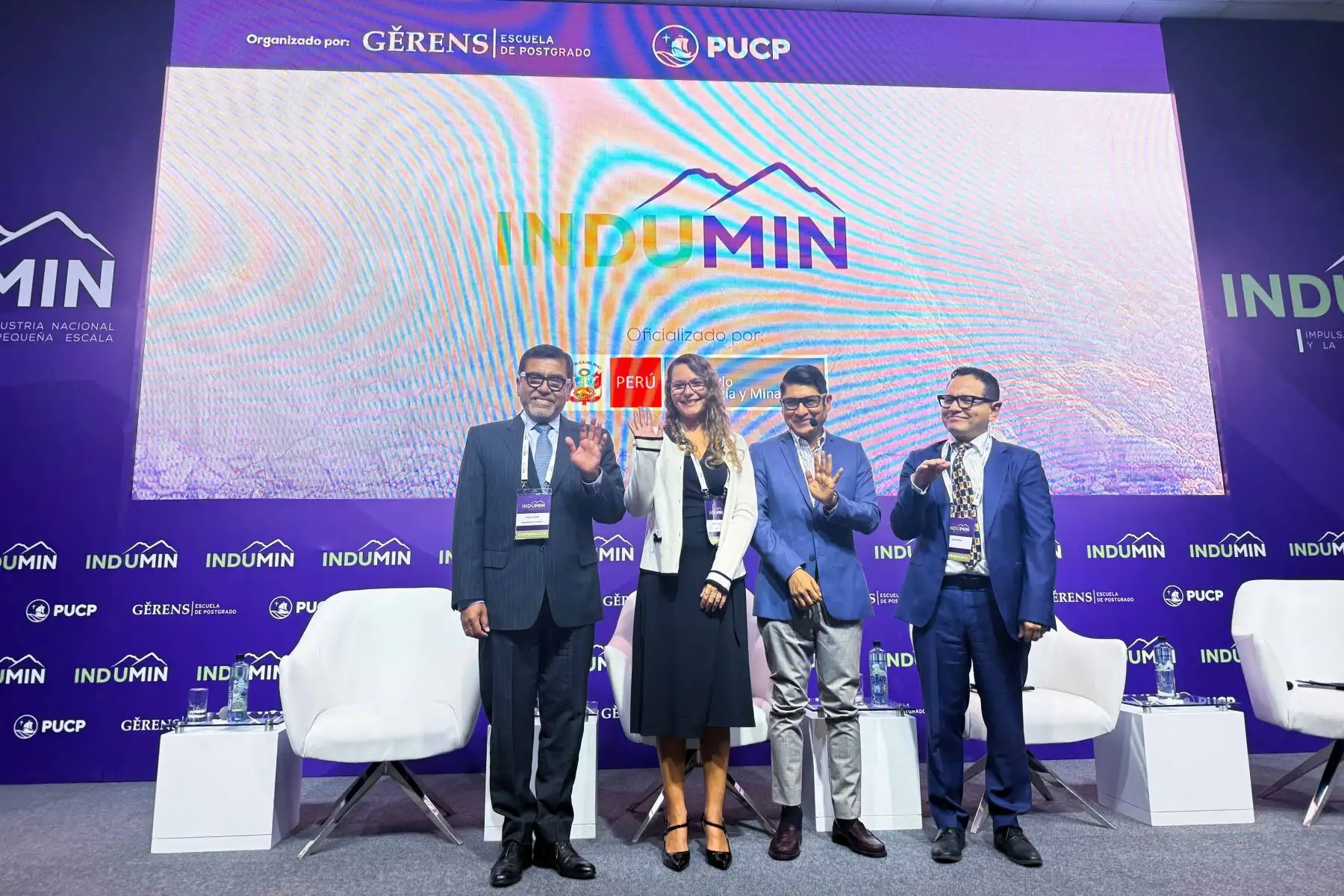 Foro sobre incentivos que formalizan y bancarizan a la MAPE en el marco de INDUMIN Perú 2026. Ponentes; Carlos Casas,Verónica Boza, Iván Arenas y César Ipenza.  Foto: ANDINA/Juan Carlos Guzmán Negrini