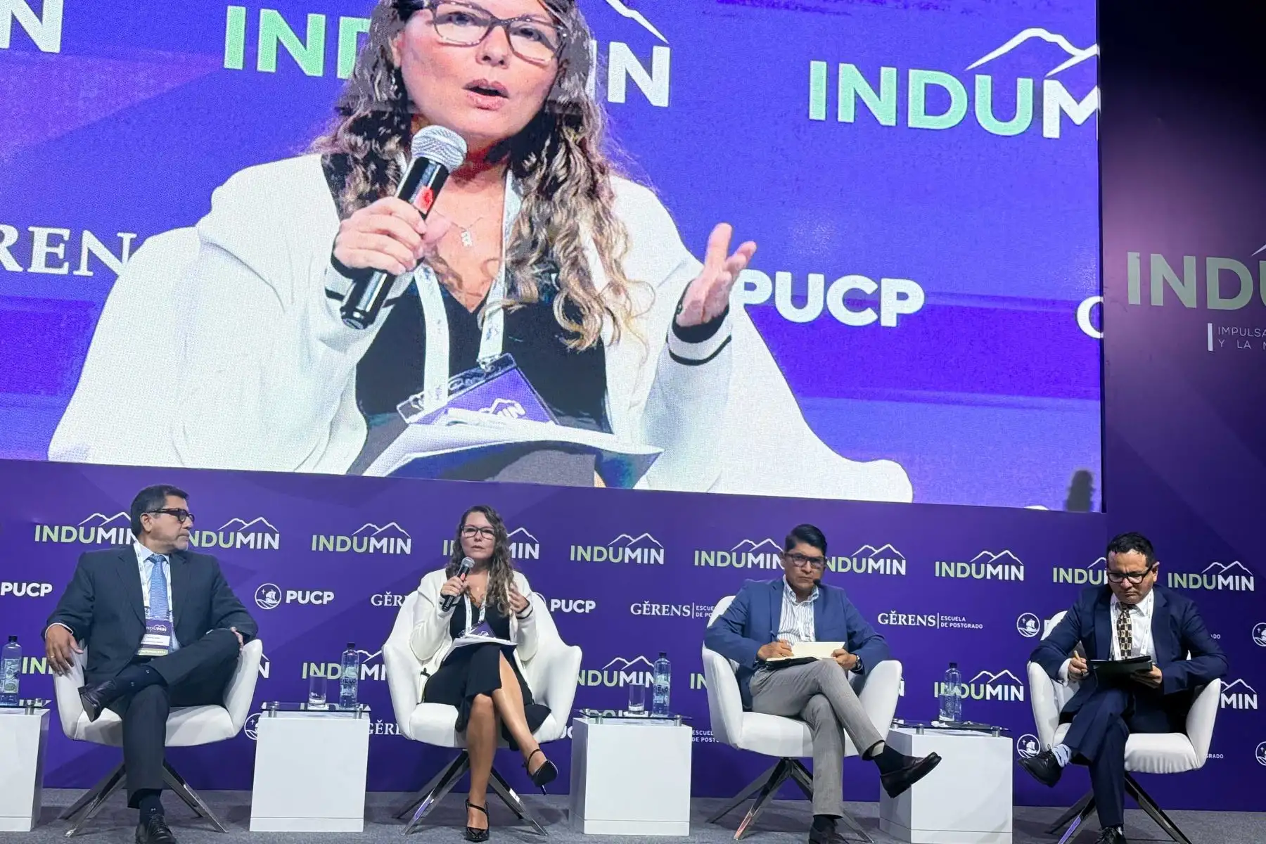 Intervención de Verónica Boza, Intendente de la Unidad De Inteligencia Financiera de la SBS en el marco de INDUMIN.

Foto: ANDINA/Juan Carlos Guzmán Negrini