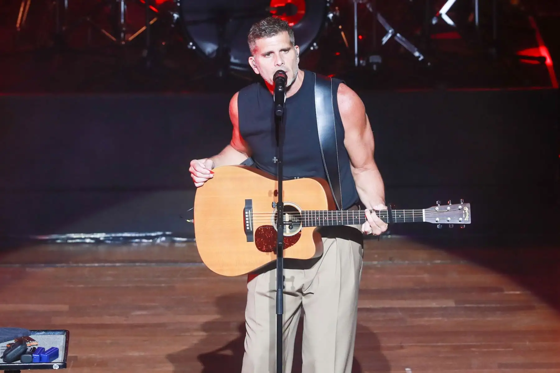 El público asistente acompañó con aplausos y cánticos la presentación del cantante peruano, en una velada musical realizada en el Gran Teatro Nacional. Foto: ANDINA/Verónica Calderón.