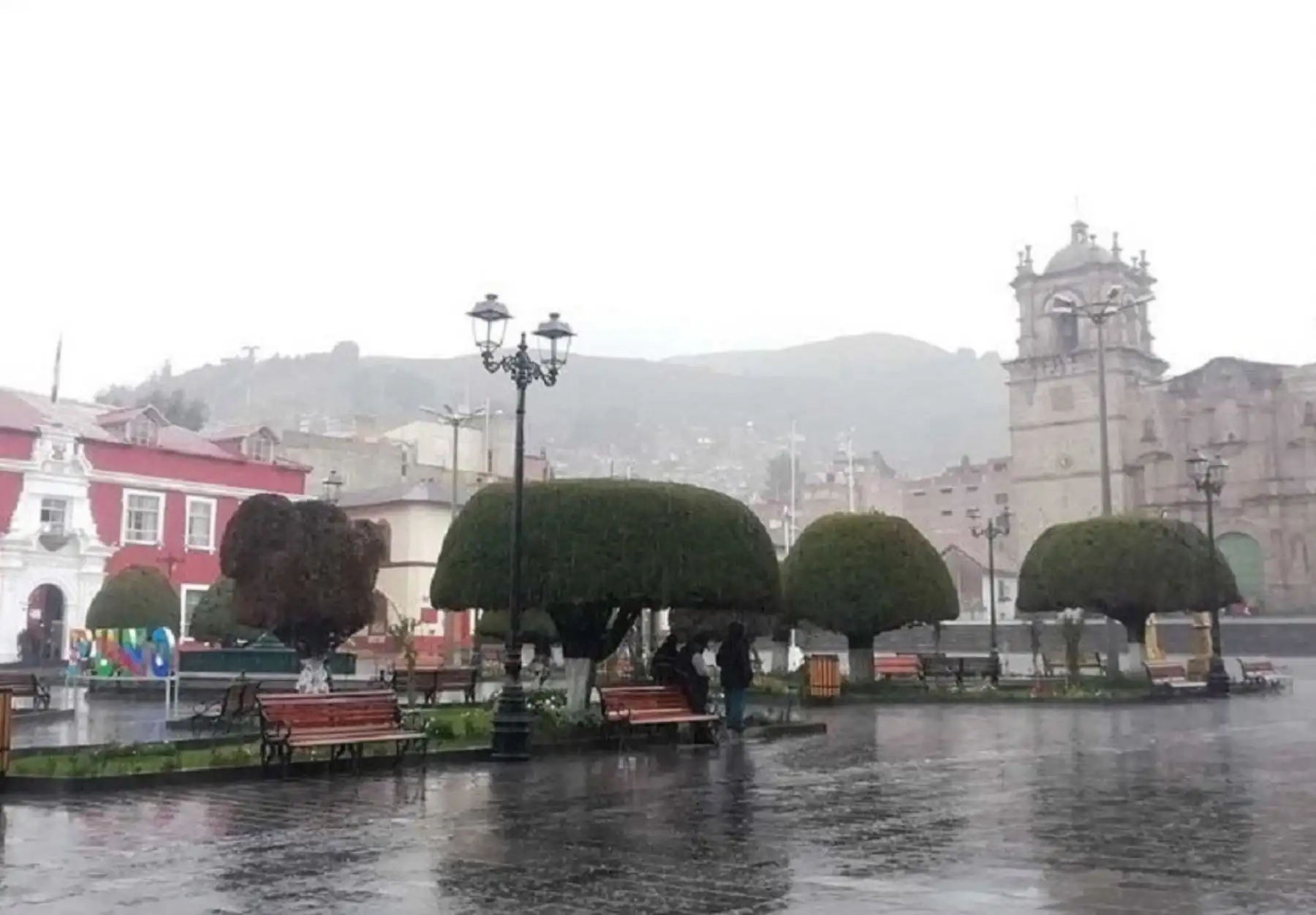 COER alerta que zonas altas de Puno soportarán 72 horas de lluvias intensas y nevadas