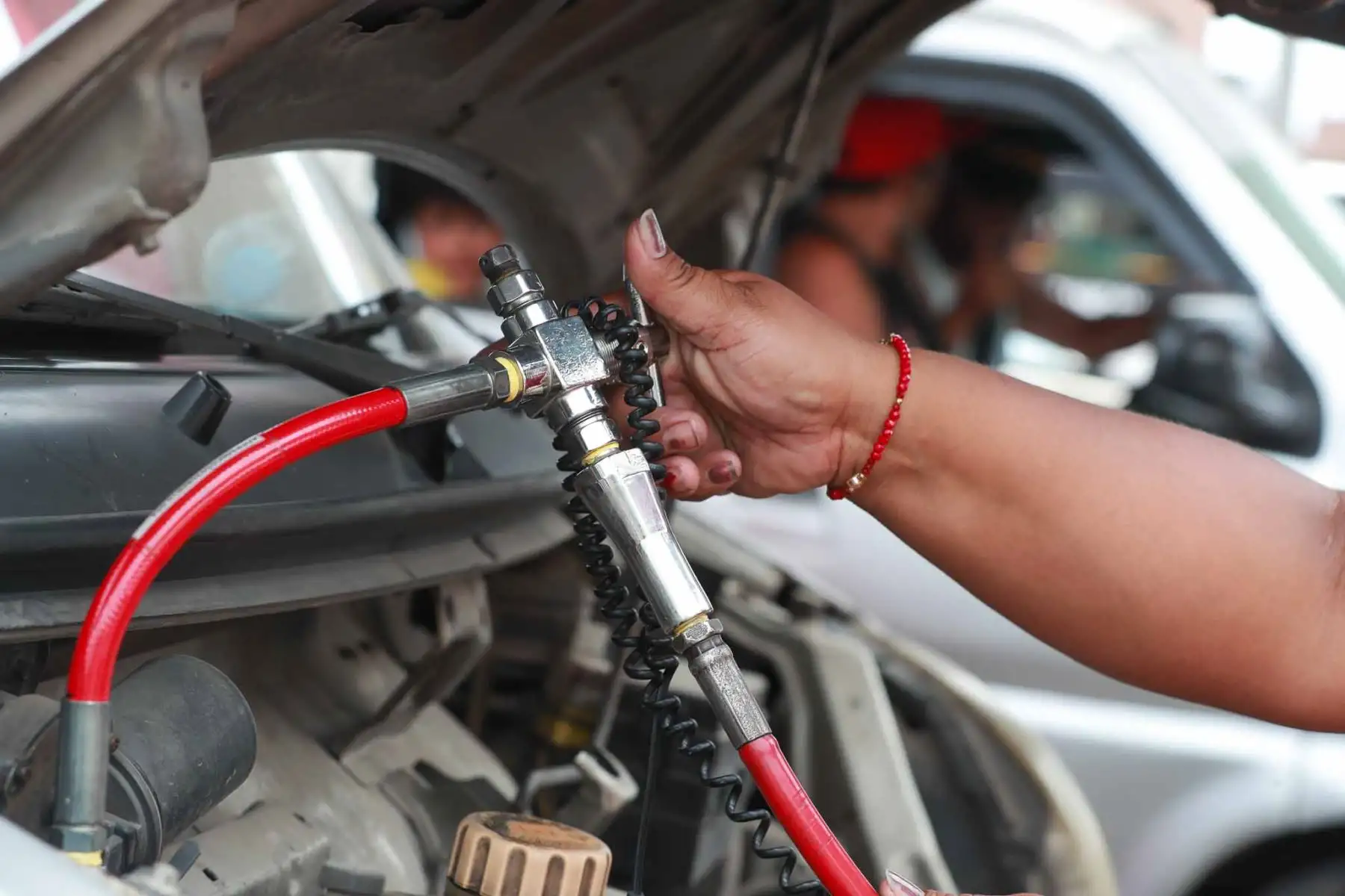 Las estaciones de servicio retomaron la atención regular tras confirmarse la habilitación total del suministro de Gas Natural Vehicular. Foto: ANDINA/ Verónica Calderón Zuñiga