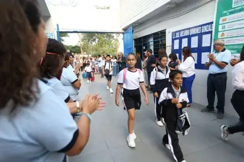 Este lunes 16 de marzo los estudiantes de colegios públicos retornan a las aulas. Foto: ANDINA/Difusión