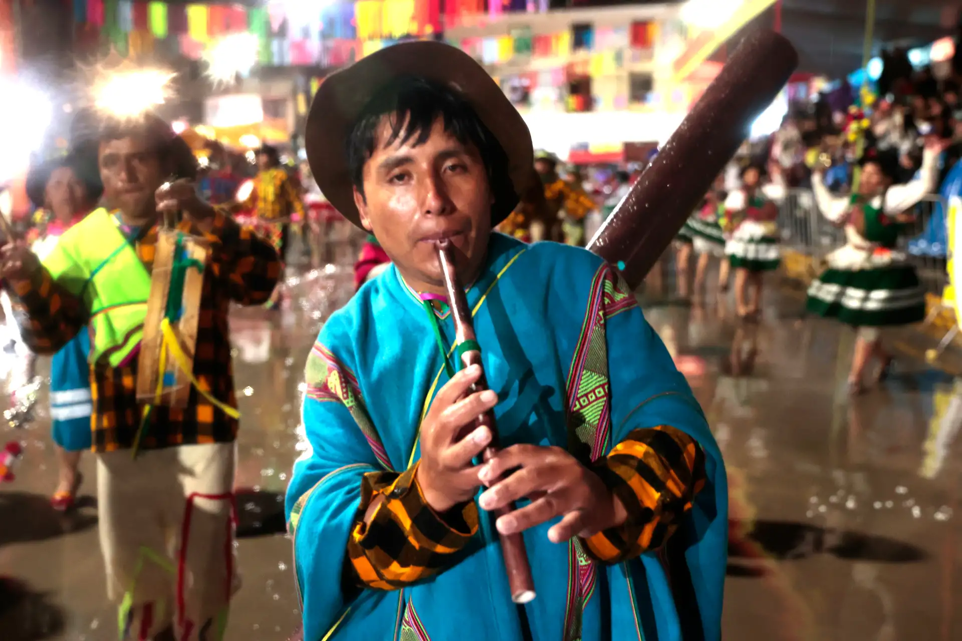 Andahuaylas vive intensamente el cierre de las celebraciones del Carnaval con las comparsas del Pukllay 2026, una de las festividades más importantes dedicadas a las danzas y tradiciones originarias del Perú. Foto: ANDINA/Vidal Tarqui
Foto: ANDINA/Vidal Tarqui