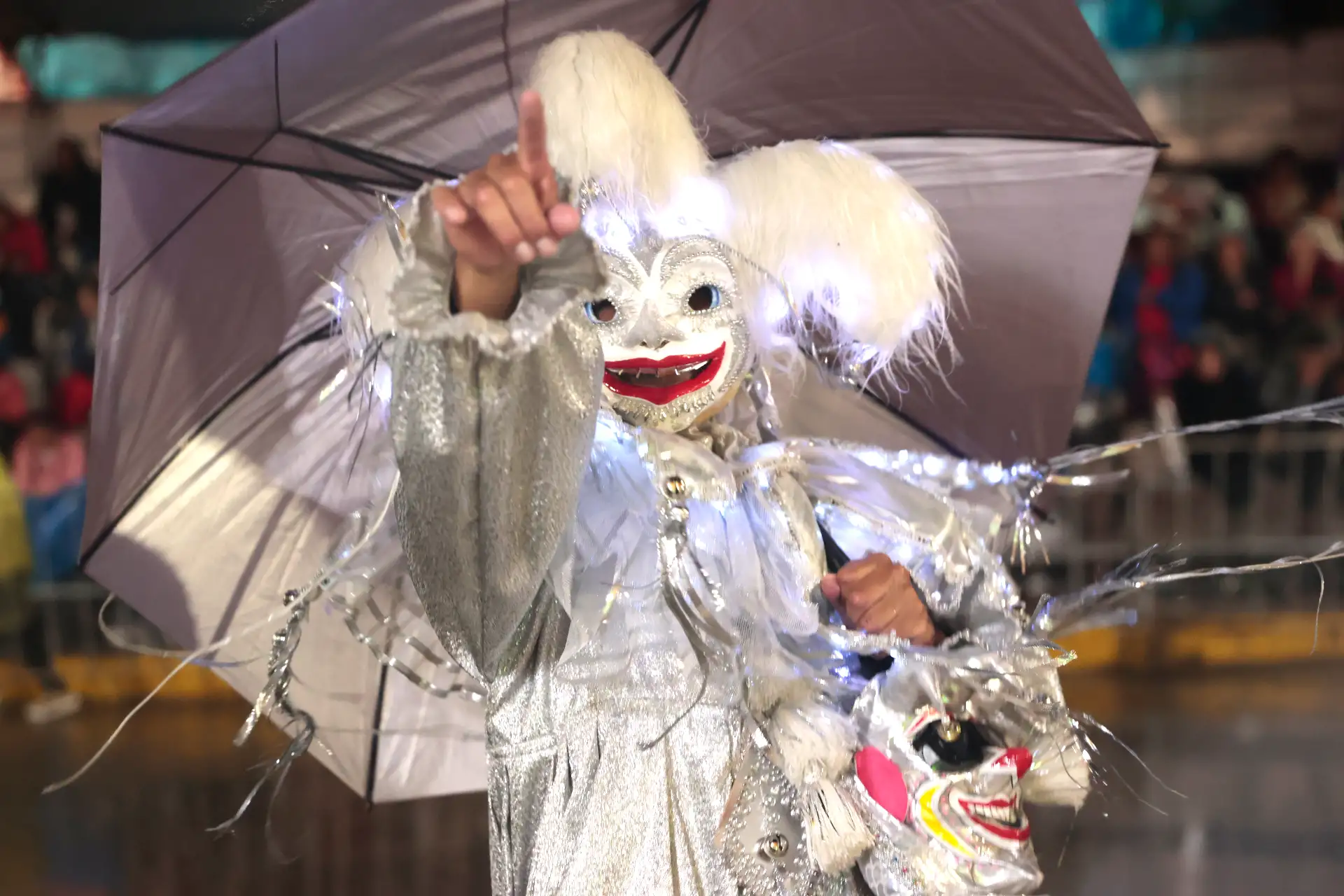 Andahuaylas vive intensamente el cierre de las celebraciones del Carnaval con las comparsas del Pukllay 2026, una de las festividades más importantes dedicadas a las danzas y tradiciones originarias del Perú. Foto: ANDINA/Vidal Tarqui