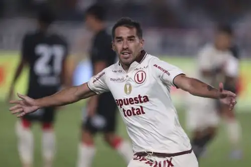 Universitario venció 2-0 a UTC por el Torneo Apertura