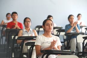Postulantes rinden el examen de admisión de la Universidad Nacional Mayor de San Marcos, en su cuarta y última jornada correspodiente a la carrera de Medicina Humana. Foto: ANDINA/Verónica Calderón.