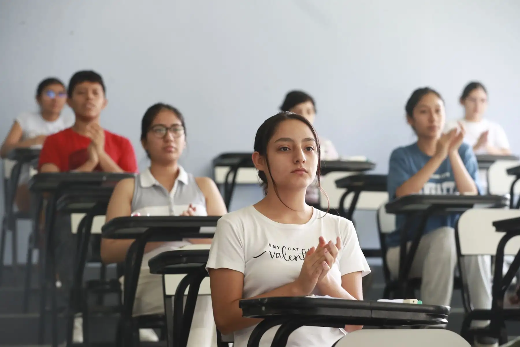 Cientos de postulantes rinden la cuarta y última jornada del examen de admisión en la Universidad Nacional Mayor de San Marcos, proceso que en esta fecha está dedicado exclusivamente a los aspirantes a la carrera de Medicina Humana. Desde tempranas horas, los jóvenes acudieron a la ciudad universitaria para participar en esta etapa decisiva del proceso de selección, con la expectativa de alcanzar una de las vacantes en una de las especialidades más demandadas. Foto: ANDINA/Verónica Calderón